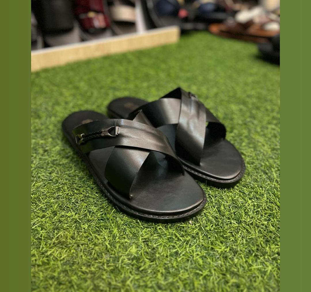 Palm Slippers 13