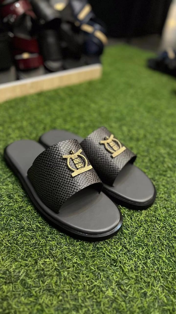 Palm Slippers 7